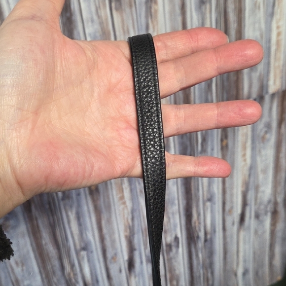 Michael Kors Black Pebble Leather Crossbody Bag - Picture 4 of 7